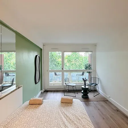 Bright Flat With Terrace & Vue On Canal St Martin Apartman *